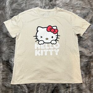 New Sanrio Hello Kitty Short Sleeve Tee Beige Graphic Tee Women’s Small